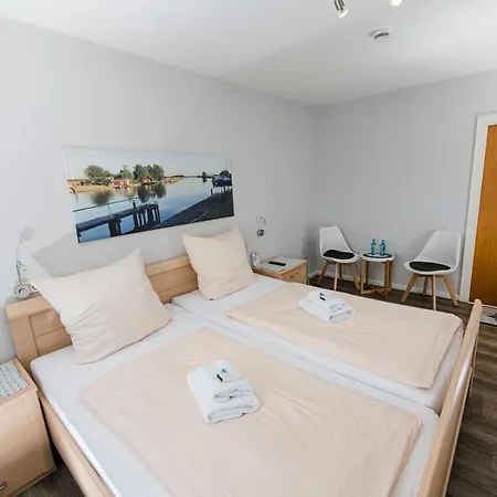 Zum Alten Faehrhaus - Bed & Breakfast