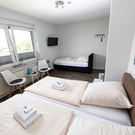 Zum Alten Faehrhaus - Bed and Breakfast