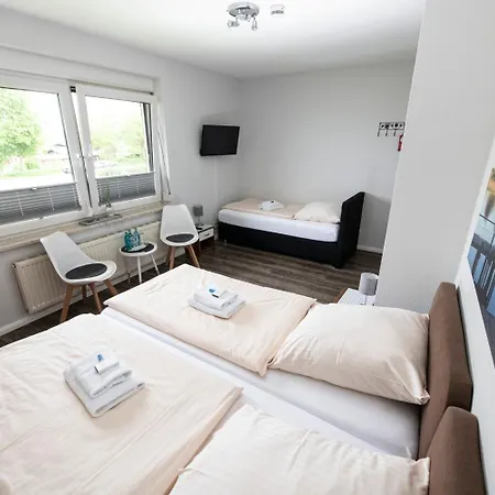 Bed & Breakfast Zum Alten Faehrhaus - 3*